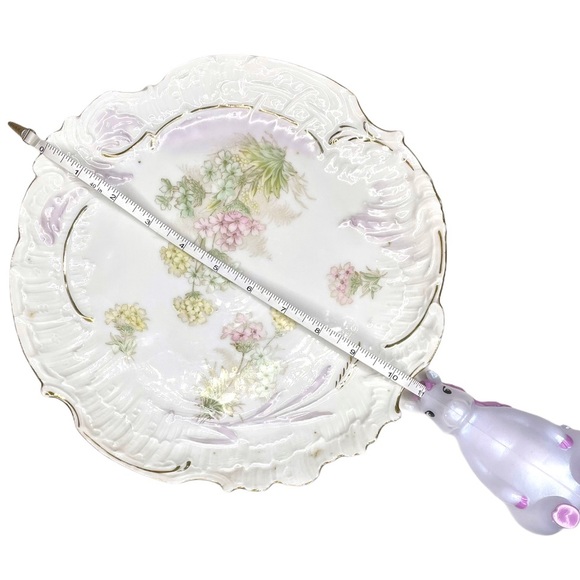 Vintage Pair of Gold Accent Bavarian China Plates - Picture 7 of 13